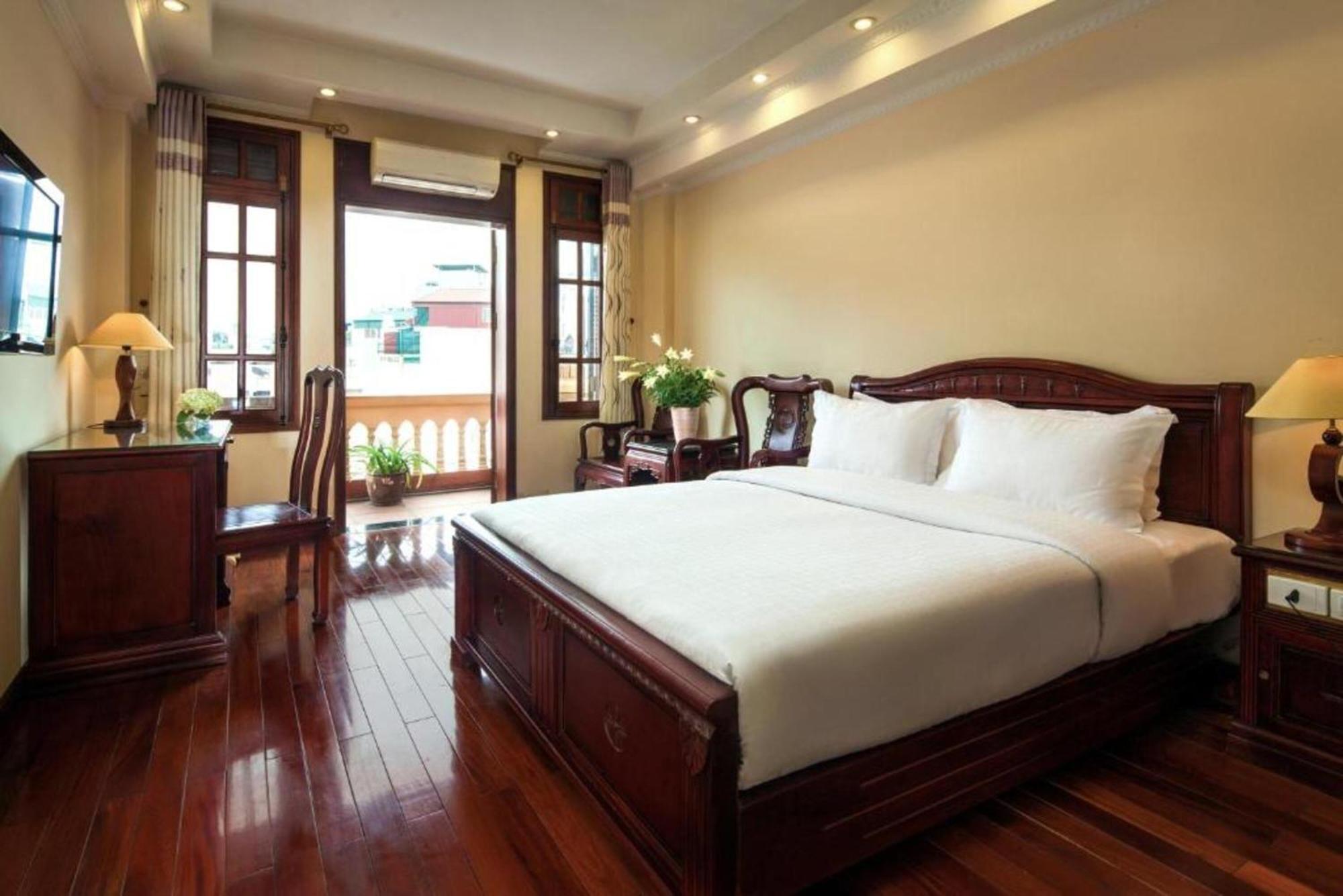 Lucky 3 Hotel & Travel — Photos 3